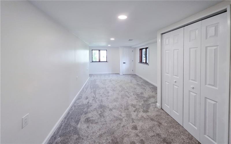 350 Country Club Rd, Washington, 15301, 4 Bedroom Bedrooms, 9 Room Rooms,3 BathroomBathrooms,Residential,For Sale,Country Club Rd,1774018