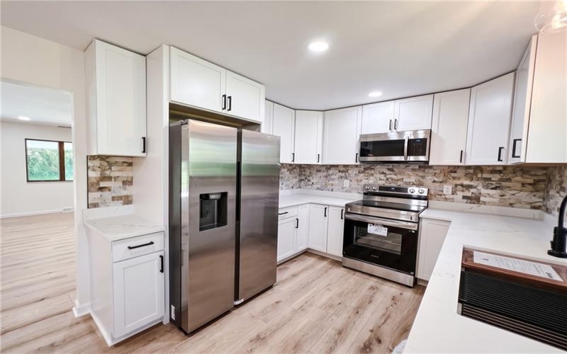 350 Country Club Rd, Washington, 15301, 4 Bedroom Bedrooms, 9 Room Rooms,3 BathroomBathrooms,Residential,For Sale,Country Club Rd,1774018