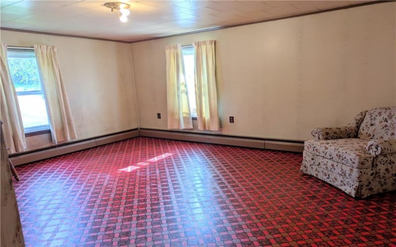62 Cloverdale, Bovard, 15619, 4 Bedroom Bedrooms, 7 Room Rooms,1 BathroomBathrooms,Residential,For Sale,Cloverdale,1774064