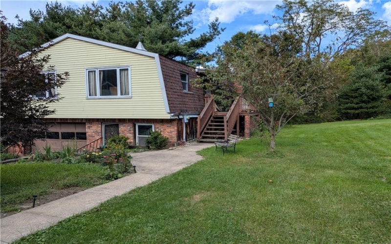 62 Cloverdale, Bovard, 15619, 4 Bedroom Bedrooms, 7 Room Rooms,1 BathroomBathrooms,Residential,For Sale,Cloverdale,1774064