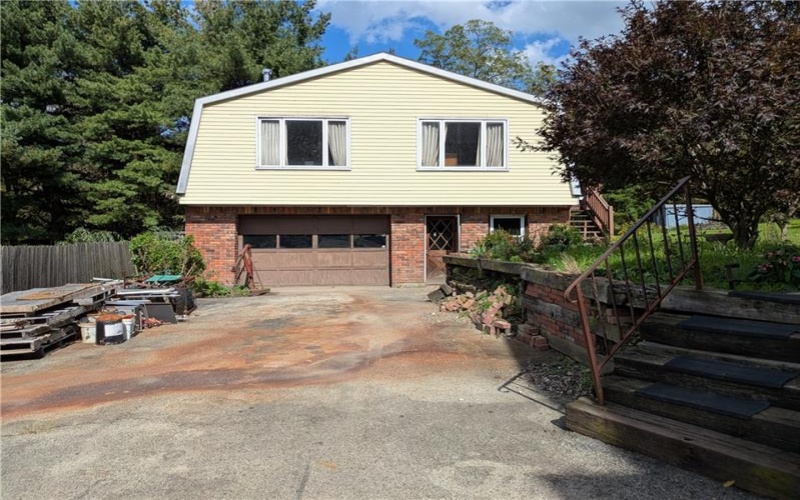 62 Cloverdale, Bovard, 15619, 4 Bedroom Bedrooms, 7 Room Rooms,1 BathroomBathrooms,Residential,For Sale,Cloverdale,1774064