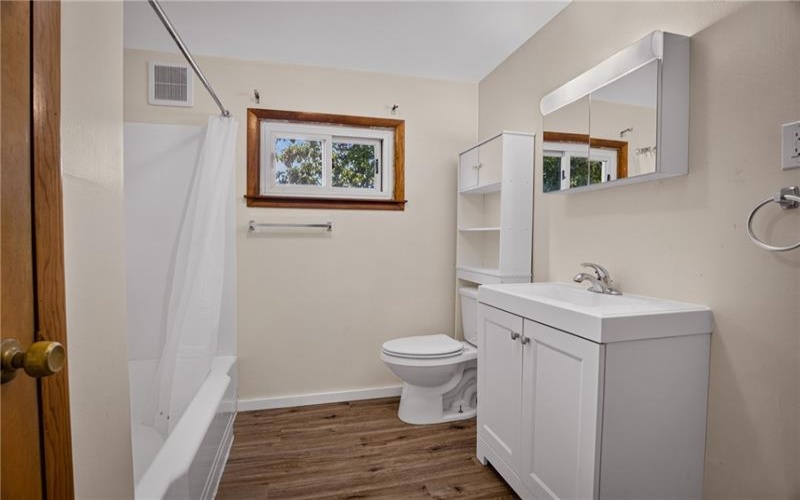 253 Lanik Rd, Bentleyville, 15314, 2 Bedroom Bedrooms, 4 Room Rooms,1 BathroomBathrooms,Residential,For Sale,Lanik Rd,1770401