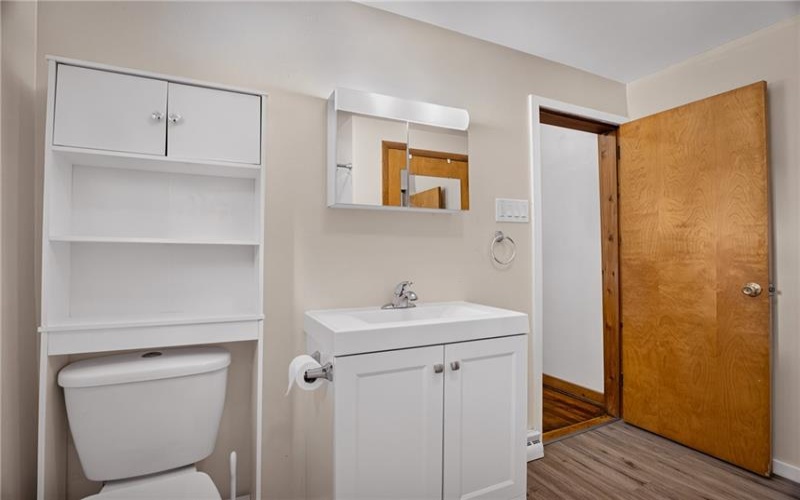 253 Lanik Rd, Bentleyville, 15314, 2 Bedroom Bedrooms, 4 Room Rooms,1 BathroomBathrooms,Residential,For Sale,Lanik Rd,1770401