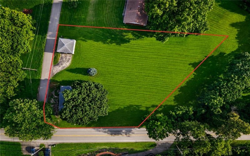 253 Lanik Rd, Bentleyville, 15314, 2 Bedroom Bedrooms, 4 Room Rooms,1 BathroomBathrooms,Residential,For Sale,Lanik Rd,1770401