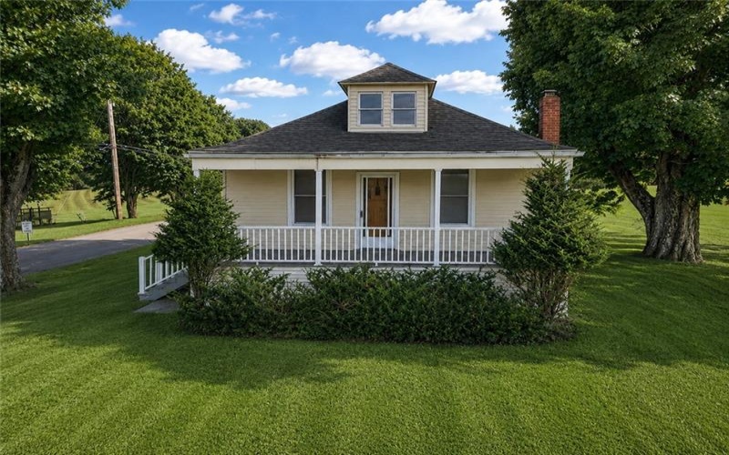 253 Lanik Rd, Bentleyville, 15314, 2 Bedroom Bedrooms, 4 Room Rooms,1 BathroomBathrooms,Residential,For Sale,Lanik Rd,1770401