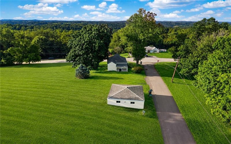 253 Lanik Rd, Bentleyville, 15314, 2 Bedroom Bedrooms, 4 Room Rooms,1 BathroomBathrooms,Residential,For Sale,Lanik Rd,1770401