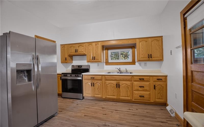 253 Lanik Rd, Bentleyville, 15314, 2 Bedroom Bedrooms, 4 Room Rooms,1 BathroomBathrooms,Residential,For Sale,Lanik Rd,1770401