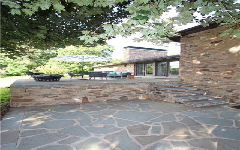 314 Redcut Lodge Rd, Latrobe, 15650, 4 Bedroom Bedrooms, 9 Room Rooms,2 BathroomBathrooms,Residential,For Sale,Redcut Lodge Rd,1770535