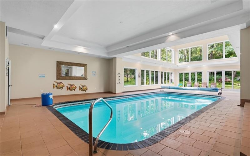 105 Lantern Cir, Canonsburg, 15317, 6 Bedroom Bedrooms, ,6.2 BathroomBathrooms,Residential,For Sale,Lantern Cir,1770860