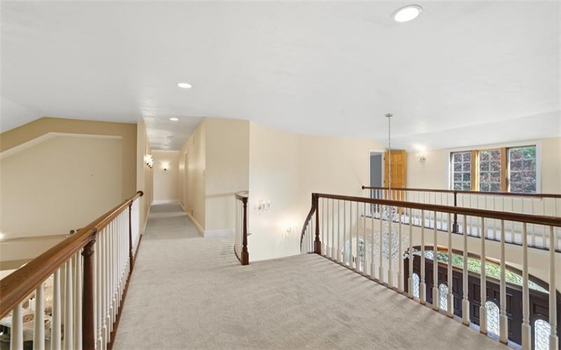 105 Lantern Cir, Canonsburg, 15317, 6 Bedroom Bedrooms, ,6.2 BathroomBathrooms,Residential,For Sale,Lantern Cir,1770860