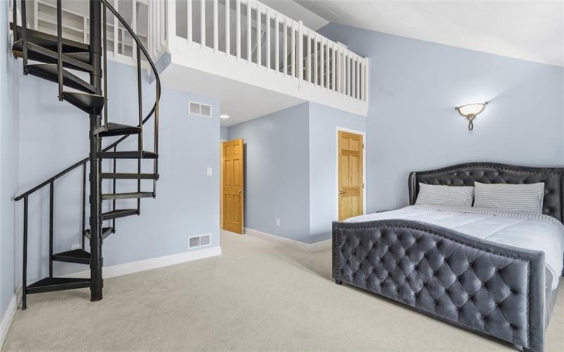 105 Lantern Cir, Canonsburg, 15317, 6 Bedroom Bedrooms, ,6.2 BathroomBathrooms,Residential,For Sale,Lantern Cir,1770860