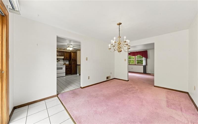 702 Woodside Dr, Jeannette, 15644, 3 Bedroom Bedrooms, 9 Room Rooms,1.1 BathroomBathrooms,Residential,For Sale,Woodside Dr,1771364