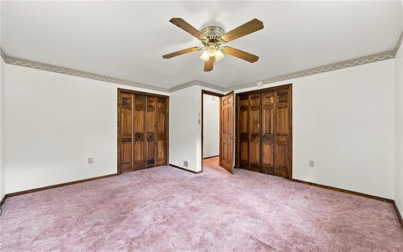 702 Woodside Dr, Jeannette, 15644, 3 Bedroom Bedrooms, 9 Room Rooms,1.1 BathroomBathrooms,Residential,For Sale,Woodside Dr,1771364