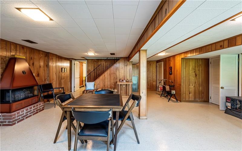 10 Holly Dr, Greensburg, 15601, 5 Bedroom Bedrooms, 13 Room Rooms,3.1 BathroomBathrooms,Residential,For Sale,Holly Dr,1773538