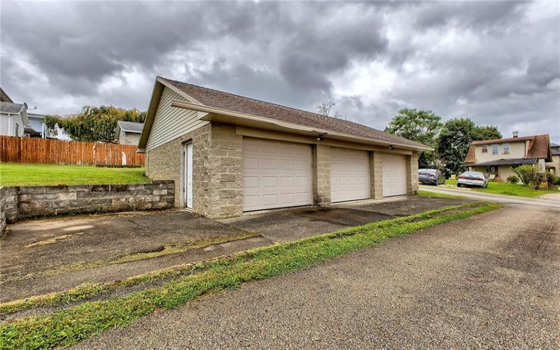 168 Askren Street, Uniontown, 15401, 3 Bedroom Bedrooms, ,2 BathroomBathrooms,Residential,For Sale,Askren Street,1773681