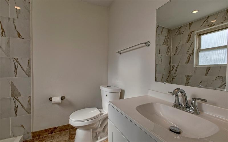 229 Crossland Avenue, Uniontown, 15401, 4 Bedroom Bedrooms, ,2 BathroomBathrooms,Residential,For Sale,Crossland Avenue,1773696