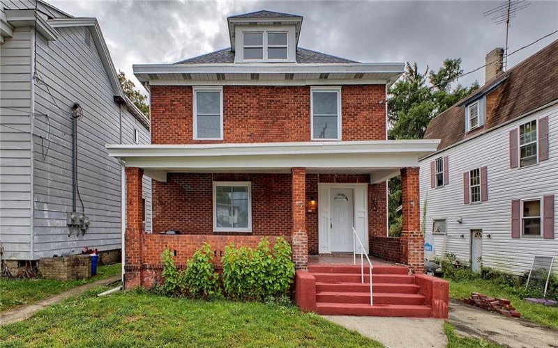 229 Crossland Avenue, Uniontown, 15401, 4 Bedroom Bedrooms, ,2 BathroomBathrooms,Residential,For Sale,Crossland Avenue,1773696