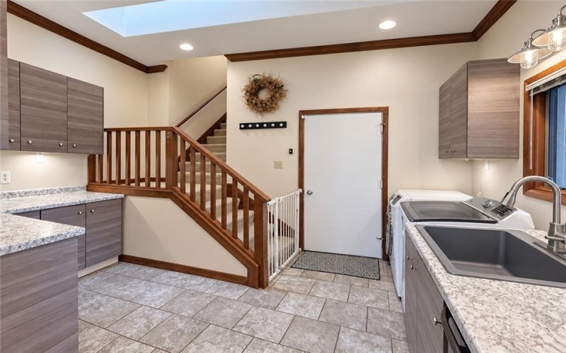 606 Fairwinds Ct, Greensburg, 15601, 4 Bedroom Bedrooms, 13 Room Rooms,3.1 BathroomBathrooms,Residential,For Sale,Fairwinds Ct,1773704