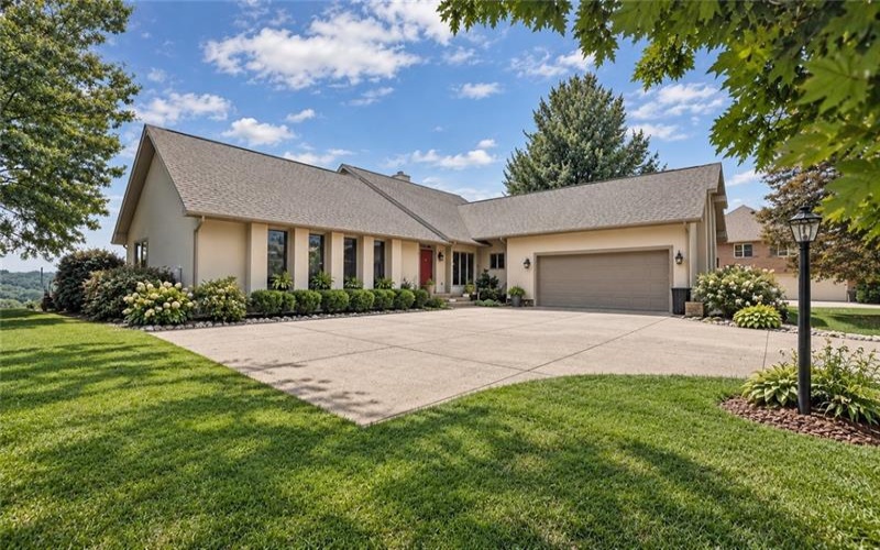 606 Fairwinds Ct, Greensburg, 15601, 4 Bedroom Bedrooms, 13 Room Rooms,3.1 BathroomBathrooms,Residential,For Sale,Fairwinds Ct,1773704