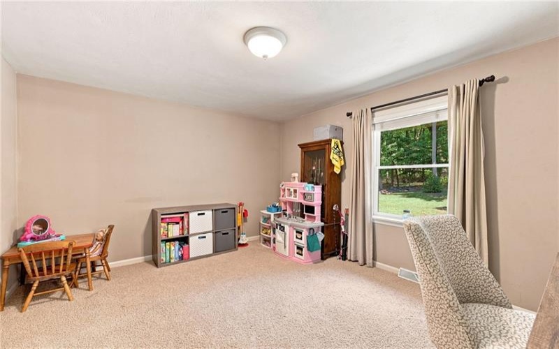 118 Mayberry Lane, Latrobe, 15650, 3 Bedroom Bedrooms, 8 Room Rooms,2.1 BathroomBathrooms,Residential,For Sale,Mayberry Lane,1773996