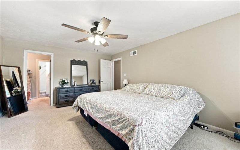 118 Mayberry Lane, Latrobe, 15650, 3 Bedroom Bedrooms, 8 Room Rooms,2.1 BathroomBathrooms,Residential,For Sale,Mayberry Lane,1773996
