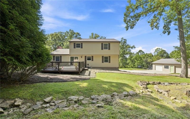 118 Mayberry Lane, Latrobe, 15650, 3 Bedroom Bedrooms, 8 Room Rooms,2.1 BathroomBathrooms,Residential,For Sale,Mayberry Lane,1773996