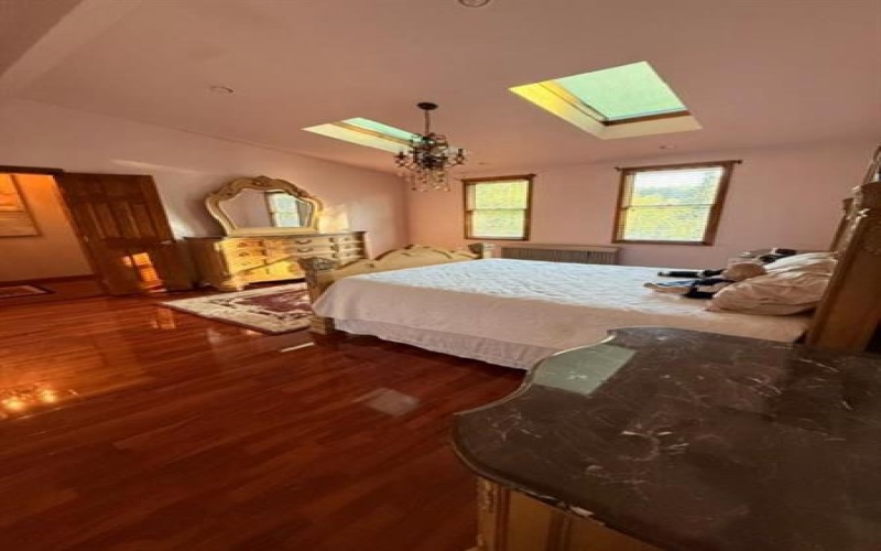 11 FRONT STREET, Dunbar, 15431, 3 Bedroom Bedrooms, 8 Room Rooms,2 BathroomBathrooms,Residential,For Sale,FRONT STREET,1774008