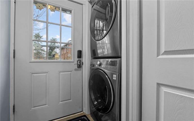 152 Haft St, Houston, 15342, 2 Bedroom Bedrooms, 6 Room Rooms,2 BathroomBathrooms,Residential,For Sale,Haft St,1774197