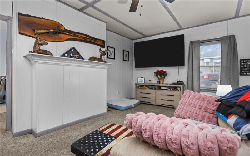 152 Haft St, Houston, 15342, 2 Bedroom Bedrooms, 6 Room Rooms,2 BathroomBathrooms,Residential,For Sale,Haft St,1774197