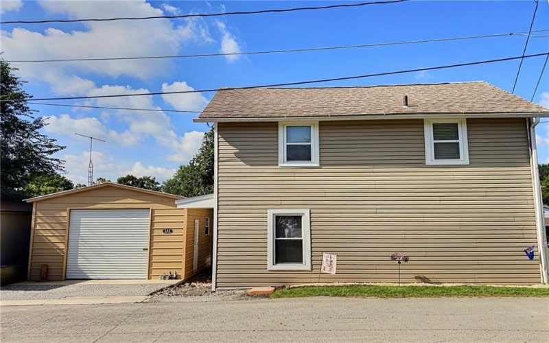 152 Haft St, Houston, 15342, 2 Bedroom Bedrooms, 6 Room Rooms,2 BathroomBathrooms,Residential,For Sale,Haft St,1774197