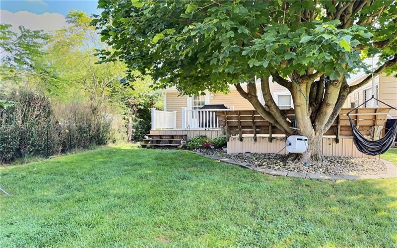152 Haft St, Houston, 15342, 2 Bedroom Bedrooms, 6 Room Rooms,2 BathroomBathrooms,Residential,For Sale,Haft St,1774197