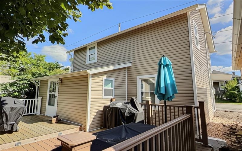 152 Haft St, Houston, 15342, 2 Bedroom Bedrooms, 6 Room Rooms,2 BathroomBathrooms,Residential,For Sale,Haft St,1774197