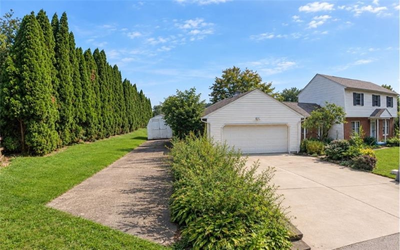 14 Park Dr, Atlasburg, 15004, 4 Bedroom Bedrooms, ,3 BathroomBathrooms,Residential,For Sale,Park Dr,1774120