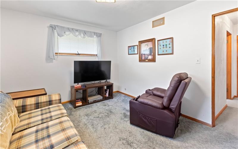 369 S Kings Creek Road, 15021, 15021, 4 Bedroom Bedrooms, 11 Room Rooms,3.1 BathroomBathrooms,Residential,For Sale,S Kings Creek Road,1773753