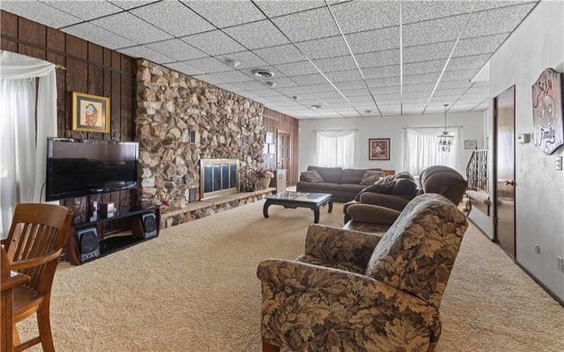 369 S Kings Creek Road, 15021, 15021, 4 Bedroom Bedrooms, 11 Room Rooms,3.1 BathroomBathrooms,Residential,For Sale,S Kings Creek Road,1773753
