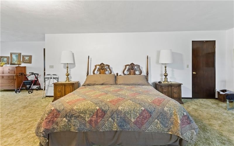 369 S Kings Creek Road, 15021, 15021, 4 Bedroom Bedrooms, 11 Room Rooms,3.1 BathroomBathrooms,Residential,For Sale,S Kings Creek Road,1773753