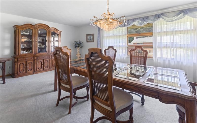 369 S Kings Creek Road, 15021, 15021, 4 Bedroom Bedrooms, 11 Room Rooms,3.1 BathroomBathrooms,Residential,For Sale,S Kings Creek Road,1773753