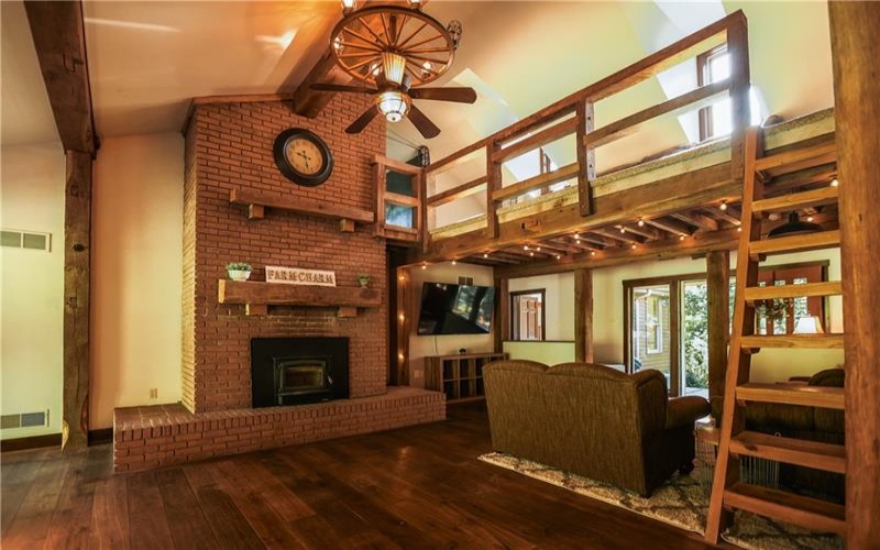 270 Mcdowell Ln, Canonsburg, 15317, 5 Bedroom Bedrooms, ,3 BathroomBathrooms,Farm-acreage-lot,For Sale,3 stall barn, 2 bay shed,Mcdowell Ln,1774039