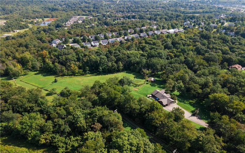270 Mcdowell Ln, Canonsburg, 15317, 5 Bedroom Bedrooms, ,3 BathroomBathrooms,Farm-acreage-lot,For Sale,3 stall barn, 2 bay shed,Mcdowell Ln,1774039