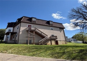 28 Observatory Street, Manor, 15665, ,Multi-unit,For Sale,Observatory Street,1774220