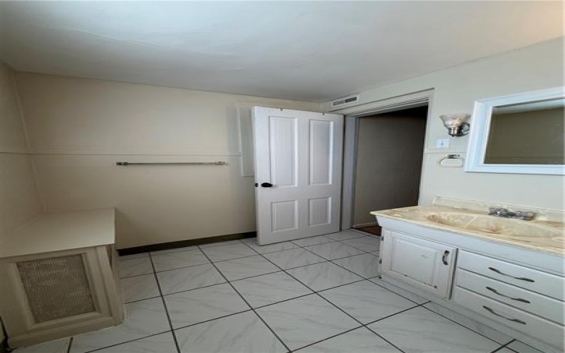 28 Observatory Street, Manor, 15665, ,Multi-unit,For Sale,Observatory Street,1774220
