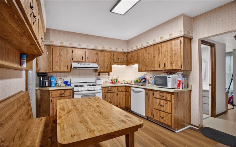 66 Seminole Ave, Washington, 15301, 4 Bedroom Bedrooms, 10 Room Rooms,2 BathroomBathrooms,Residential,For Sale,Seminole Ave,1774223