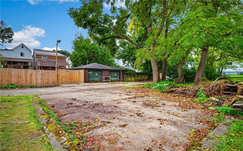 66 Seminole Ave, Washington, 15301, 4 Bedroom Bedrooms, 10 Room Rooms,2 BathroomBathrooms,Residential,For Sale,Seminole Ave,1774223