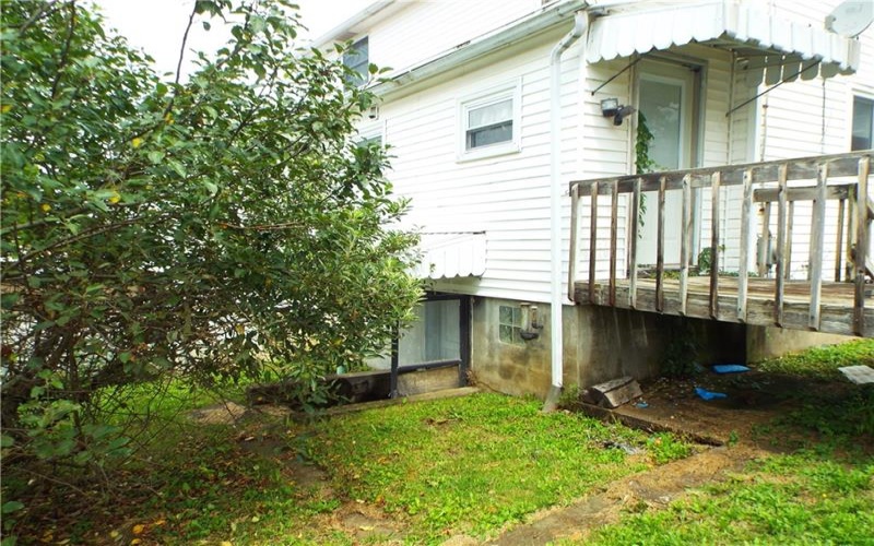 3334 3rd St, Grindstone, 15442, 2 Bedroom Bedrooms, ,1 BathroomBathrooms,Residential,For Sale,3rd St,1774245