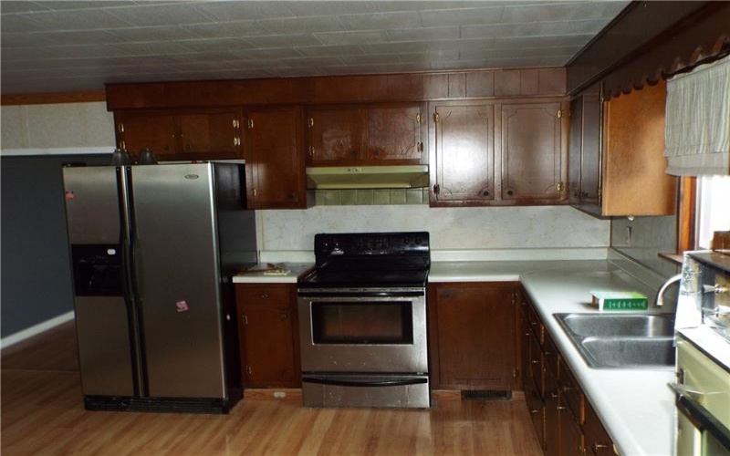 3334 3rd St, Grindstone, 15442, 2 Bedroom Bedrooms, ,1 BathroomBathrooms,Residential,For Sale,3rd St,1774245