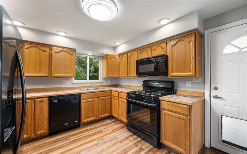 6715 Highland AVENUE, Finleyville, 15332, 3 Bedroom Bedrooms, 8 Room Rooms,1.1 BathroomBathrooms,Residential,For Sale,Highland,1774258