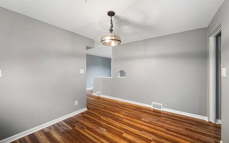 6715 Highland AVENUE, Finleyville, 15332, 3 Bedroom Bedrooms, 8 Room Rooms,1.1 BathroomBathrooms,Residential,For Sale,Highland,1774258