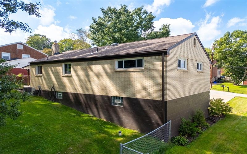 6715 Highland AVENUE, Finleyville, 15332, 3 Bedroom Bedrooms, 8 Room Rooms,1.1 BathroomBathrooms,Residential,For Sale,Highland,1774258