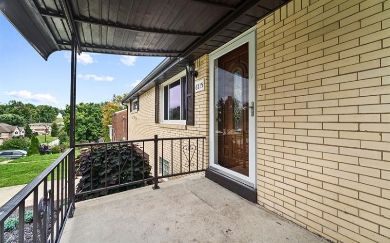 6715 Highland AVENUE, Finleyville, 15332, 3 Bedroom Bedrooms, 8 Room Rooms,1.1 BathroomBathrooms,Residential,For Sale,Highland,1774258