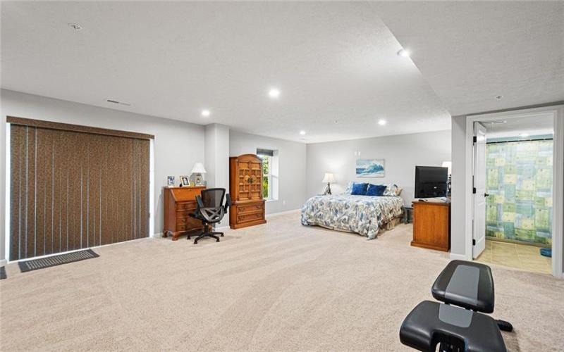 1435 Deer Creek Crossing Drive, Canonsburg, 15317, 3 Bedroom Bedrooms, 9 Room Rooms,3.1 BathroomBathrooms,Residential,For Sale,Deer Creek Crossing Drive,1774045